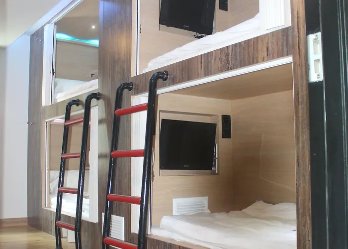 호스텔 H-district Boutique Poshotel