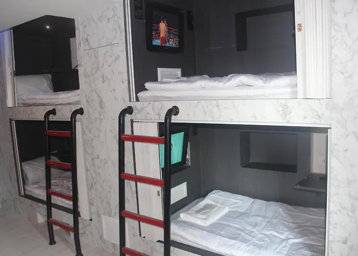 호스텔 H-district Boutique Poshotel *